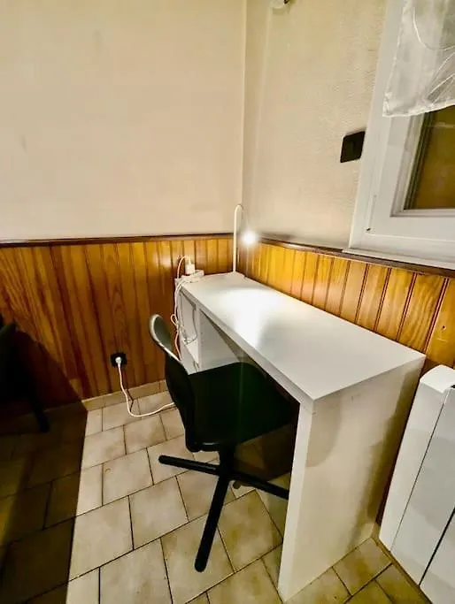 Studio - Hyper Centre Avec Parking & Wifi Gratuit Grenoble France