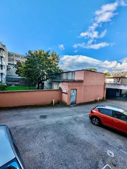 Apartment Studio - Hyper Centre Avec Parking & Wifi Gratuit Grenoble